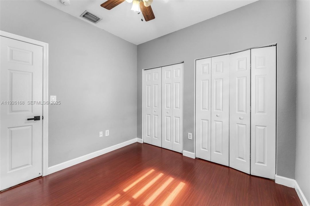 For Rent: $3,500 (4 beds, 2 baths, 1762 Square Feet)