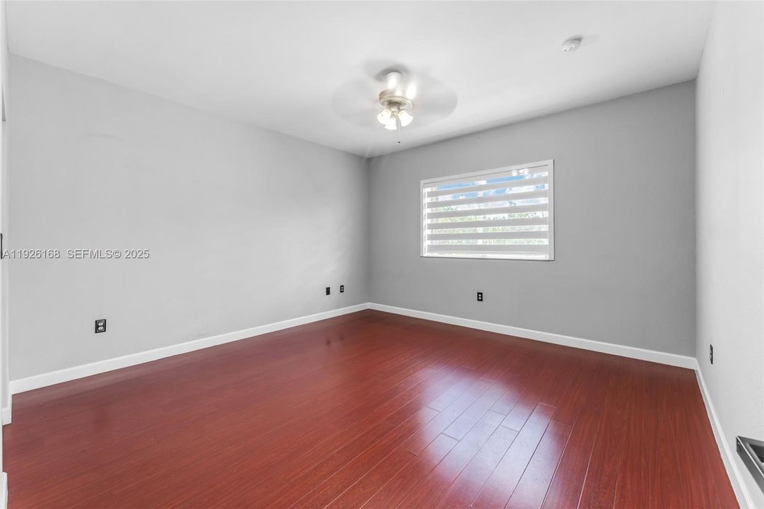 For Rent: $3,500 (4 beds, 2 baths, 1762 Square Feet)