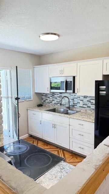 На продажу: $437,000 (3 спален, 2 ванн, 1095 Квадратных фут)