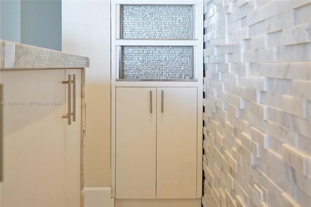 For Sale: $2,000,000 (2 beds, 2 baths, 1763 Square Feet)