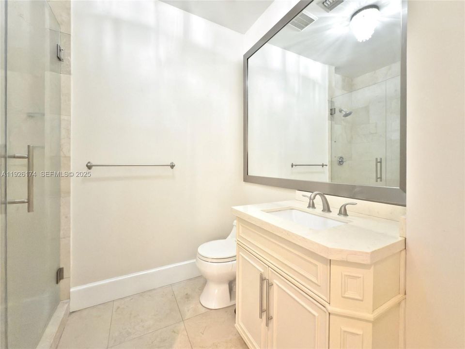 For Sale: $2,000,000 (2 beds, 2 baths, 1763 Square Feet)