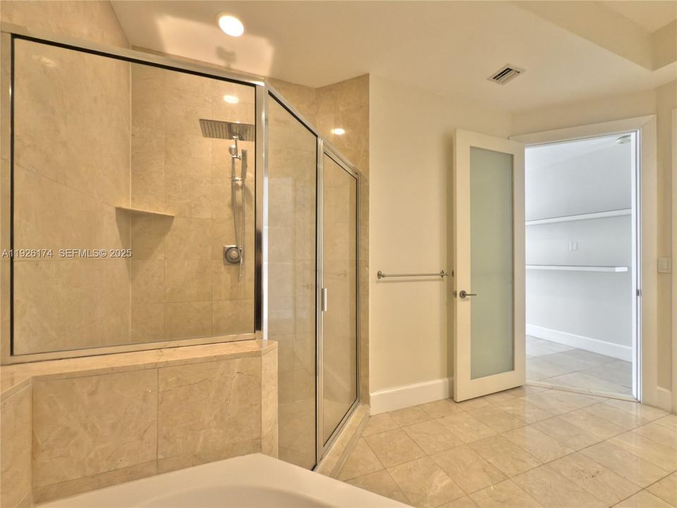 For Sale: $2,000,000 (2 beds, 2 baths, 1763 Square Feet)