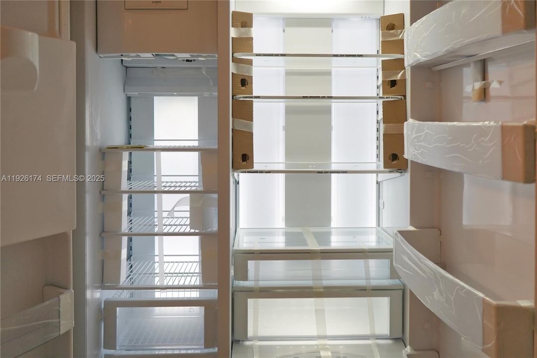 For Sale: $2,000,000 (2 beds, 2 baths, 1763 Square Feet)