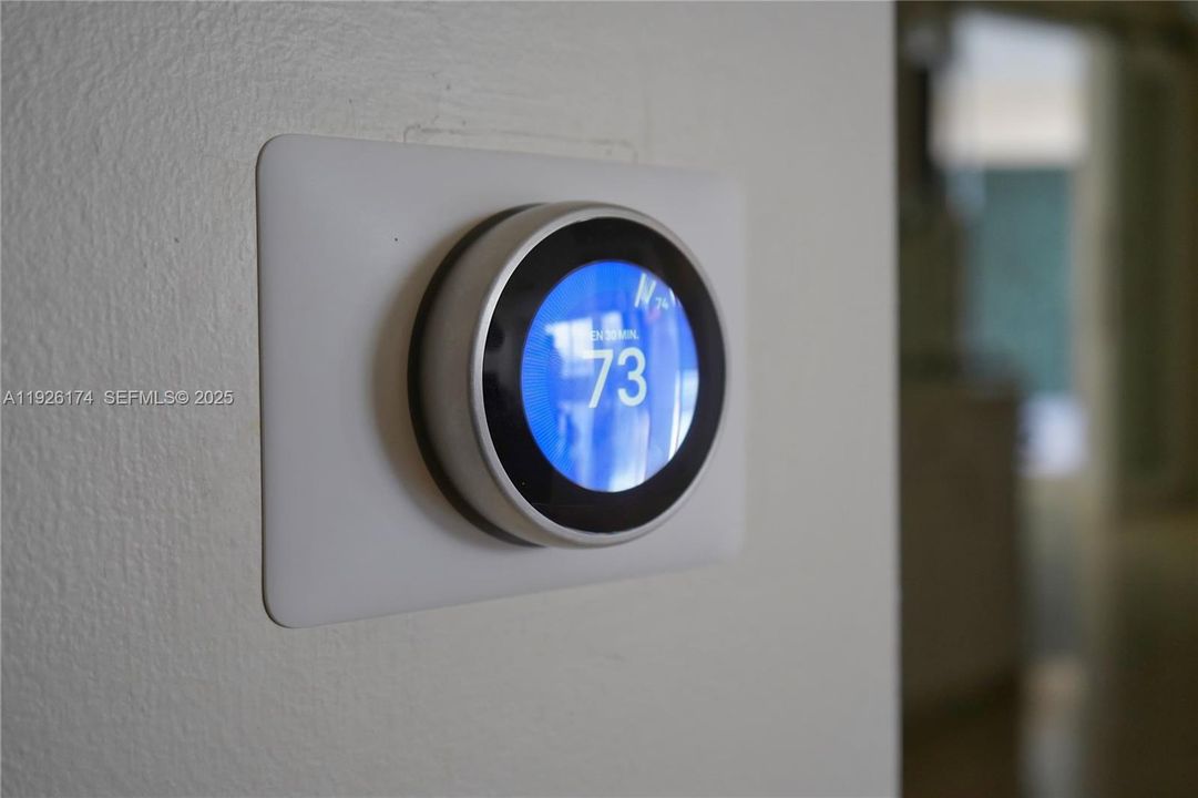 For Sale: $2,000,000 (2 beds, 2 baths, 1763 Square Feet)