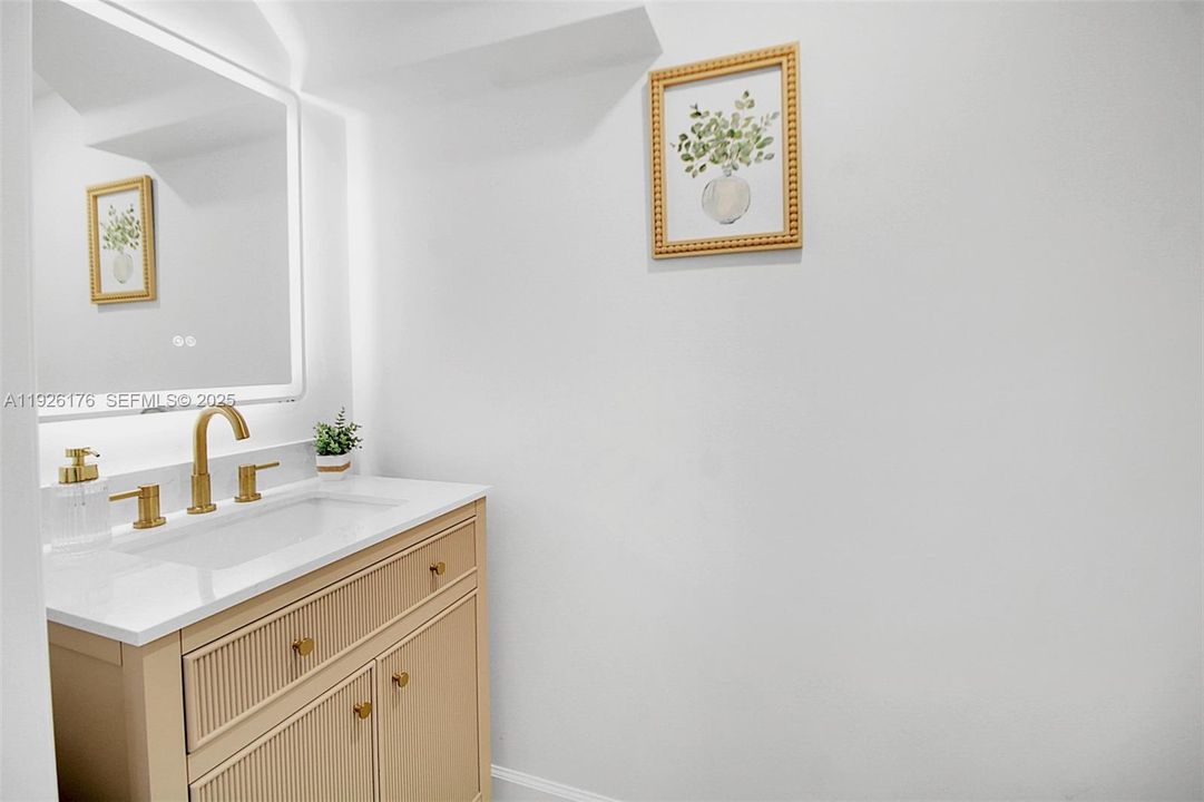 For Rent: $2,600 (3 beds, 2 baths, 1442 Square Feet)