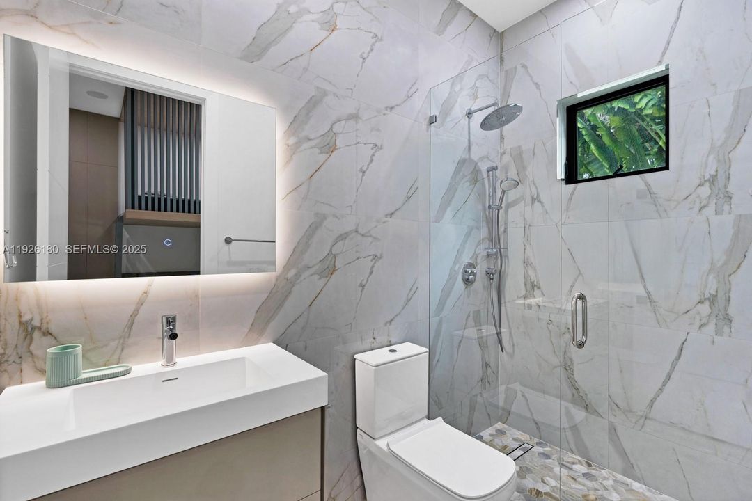 For Rent: $23,000 (6 beds, 5 baths, 4806 Square Feet)