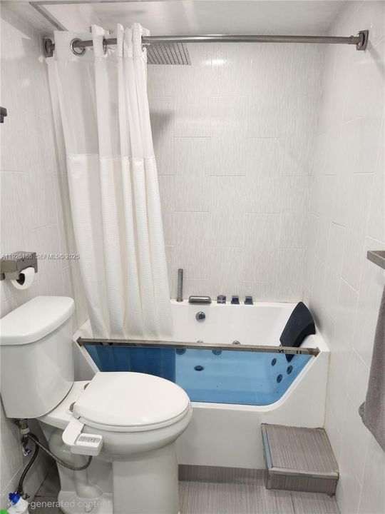 В аренду: $2,700 (1 спален, 2 ванн, 1066 Квадратных фут)