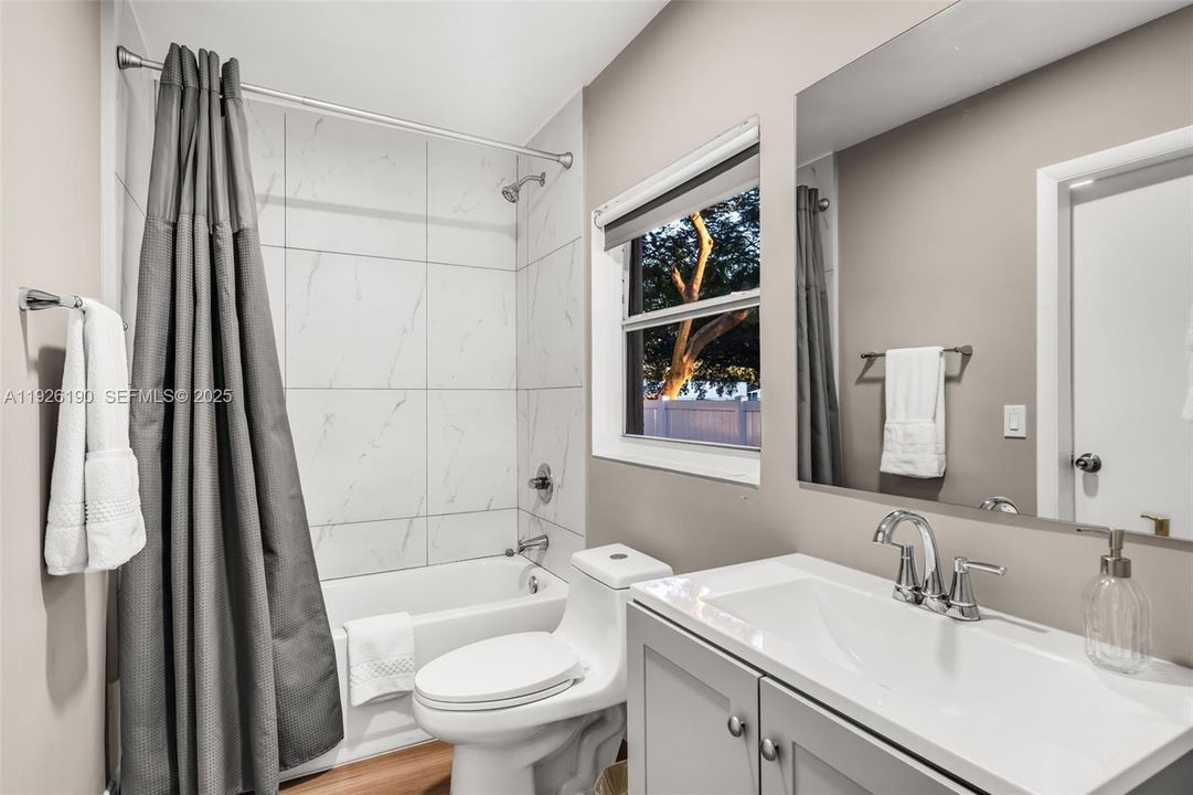 На продажу: $470,000 (3 спален, 2 ванн, 1258 Квадратных фут)