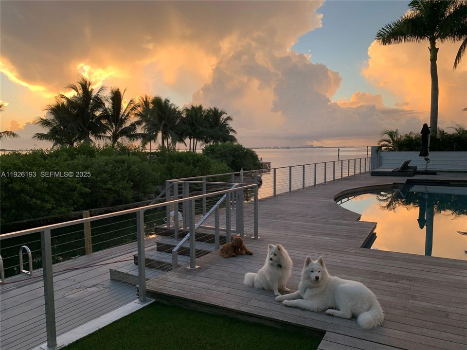 For Sale: $16,850,000 (5 beds, 6 baths, 7642 Square Feet)