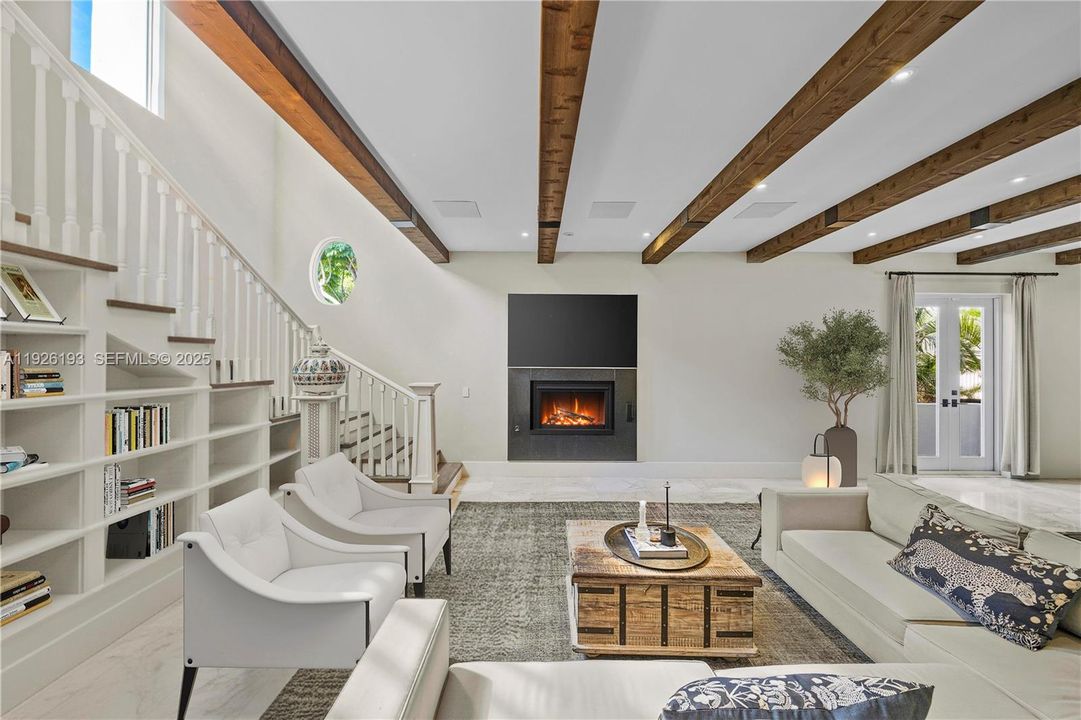 For Sale: $16,850,000 (5 beds, 6 baths, 7642 Square Feet)