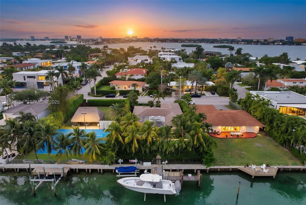 For Sale: $6,700,000 (4 beds, 3 baths, 2848 Square Feet)