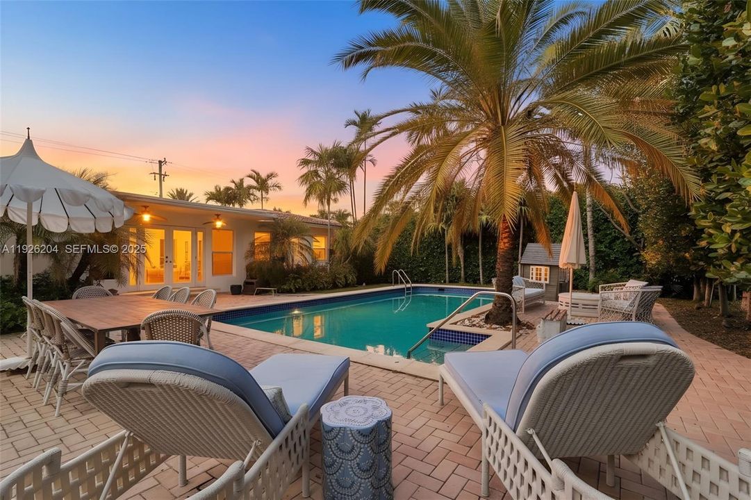 For Sale: $6,700,000 (4 beds, 3 baths, 2848 Square Feet)