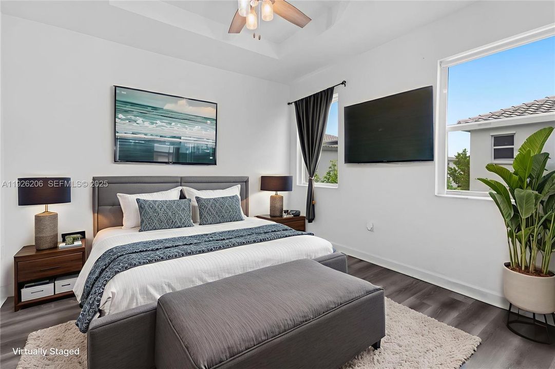 For Rent: $2,600 (3 beds, 2 baths, 1331 Square Feet)