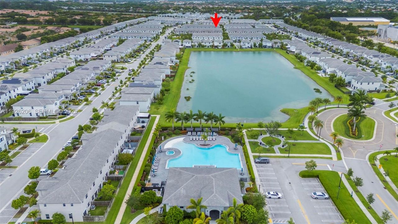 For Rent: $2,600 (3 beds, 2 baths, 1331 Square Feet)