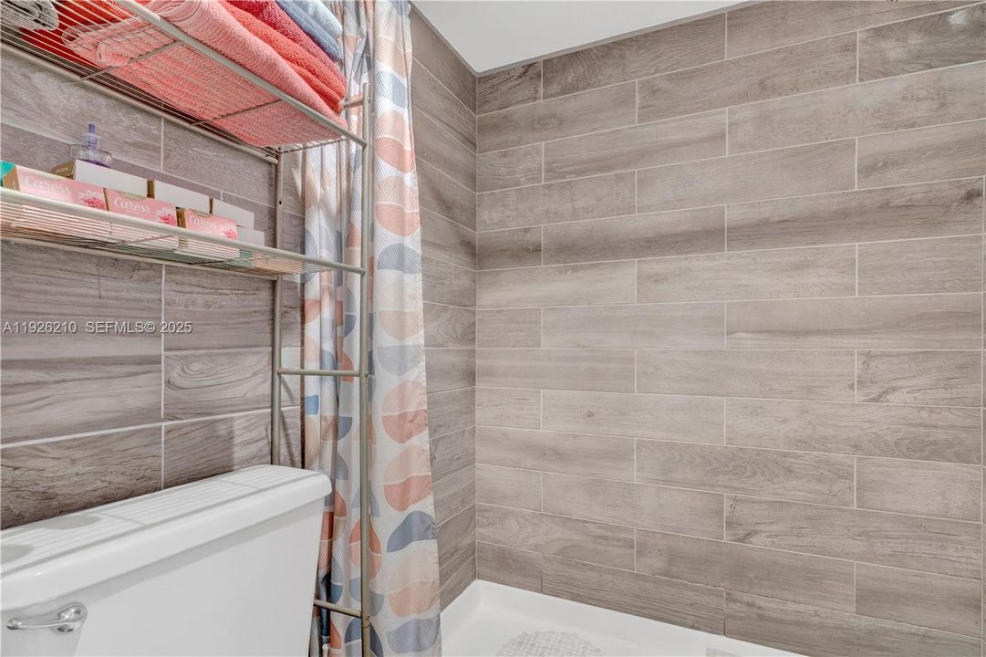 В аренду: $2,150 (2 спален, 2 ванн, 1140 Квадратных фут)