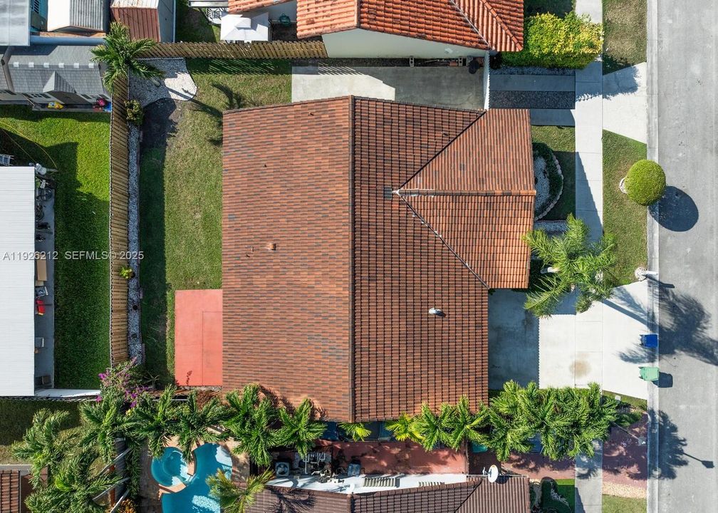 待售: $645,000 (4 贝兹, 2 浴室, 1867 平方英尺)