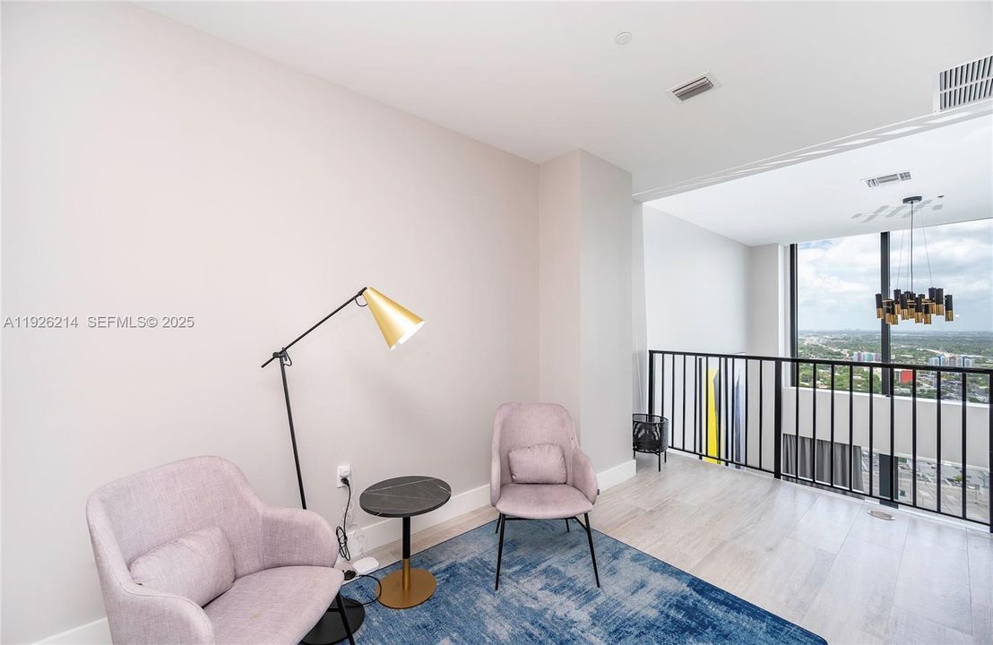 В аренду: $7,000 (2 спален, 2 ванн, 1247 Квадратных фут)