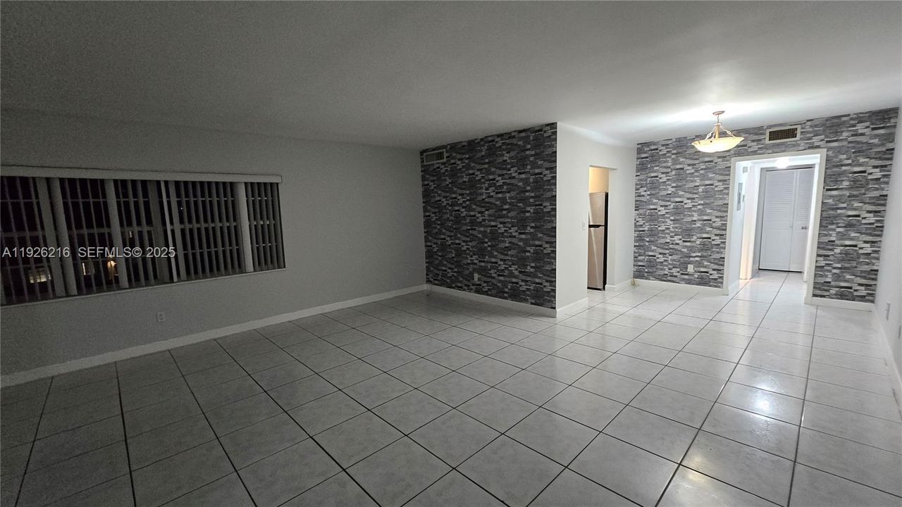 En Renta: $1,750 (1 camas, 1 baños, 1013 Pies cuadrados)