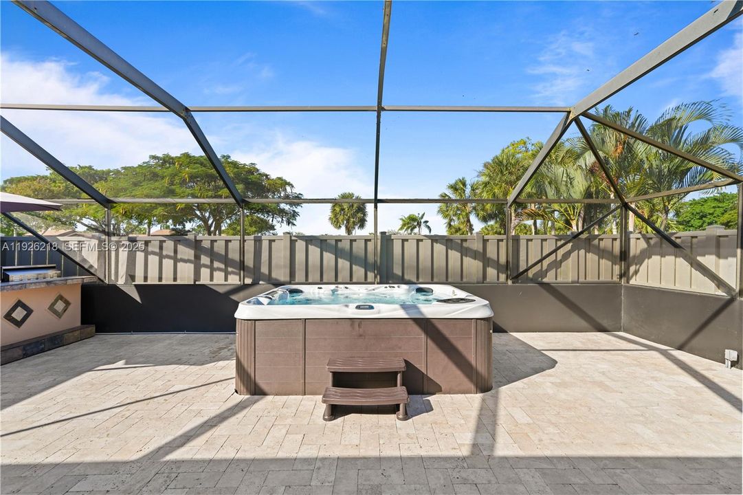 For Rent: $3,300 (3 beds, 3 baths, 1325 Square Feet)