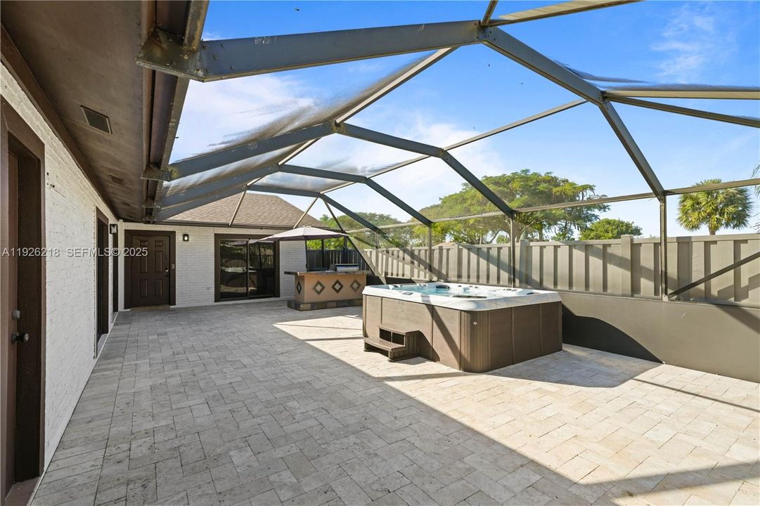 For Rent: $3,300 (3 beds, 3 baths, 1325 Square Feet)