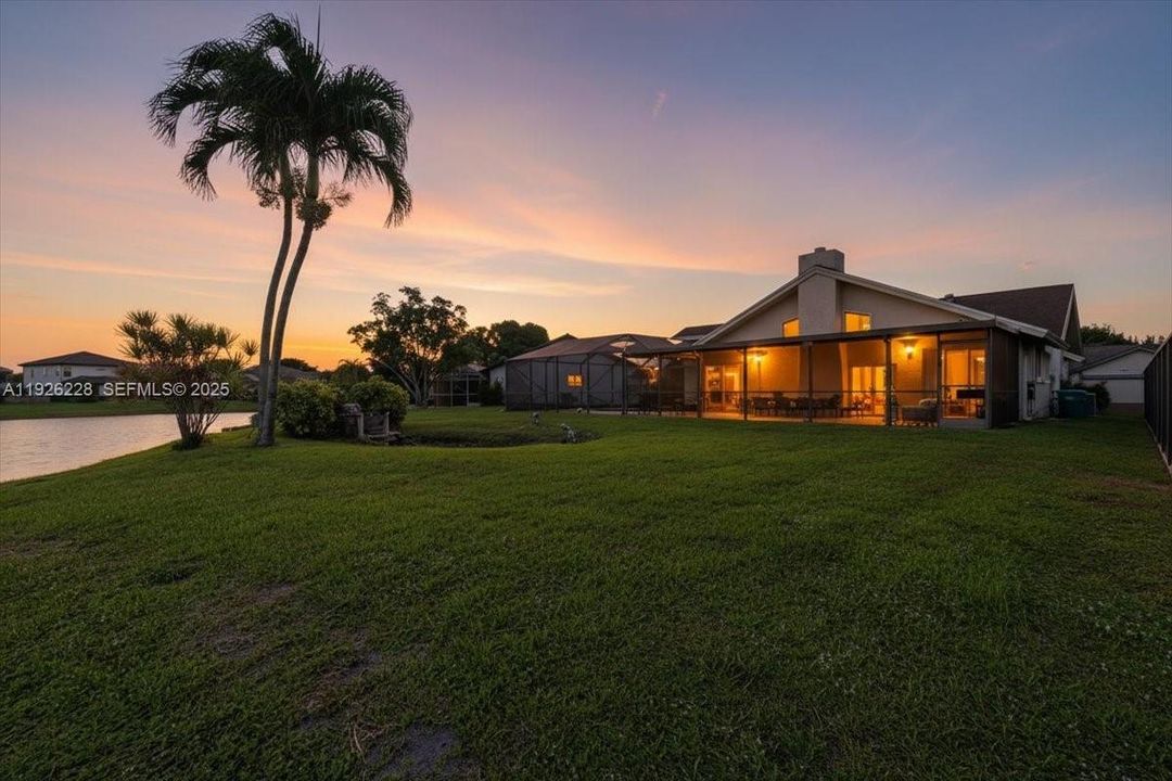 For Sale: $685,000 (3 beds, 2 baths, 1783 Square Feet)