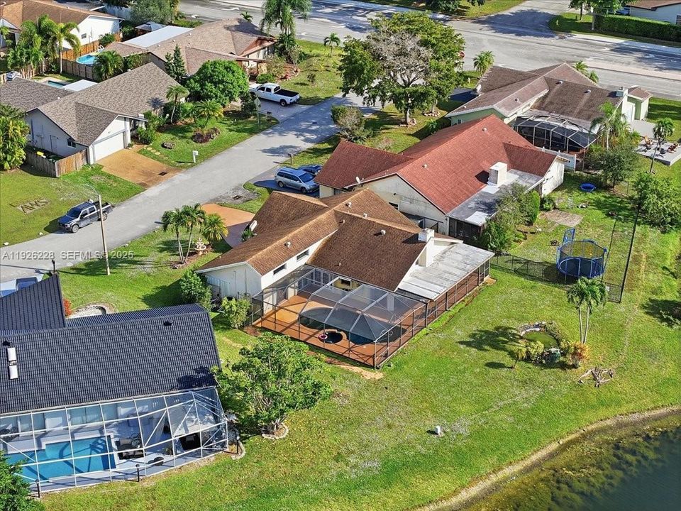 For Sale: $685,000 (3 beds, 2 baths, 1783 Square Feet)