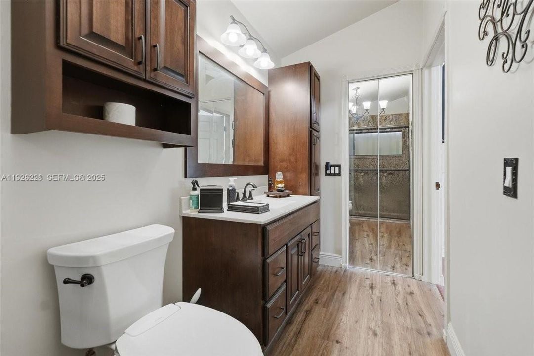 For Sale: $685,000 (3 beds, 2 baths, 1783 Square Feet)