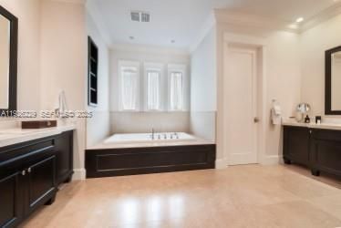 For Sale: $4,200,000 (5 beds, 6 baths, 4306 Square Feet)