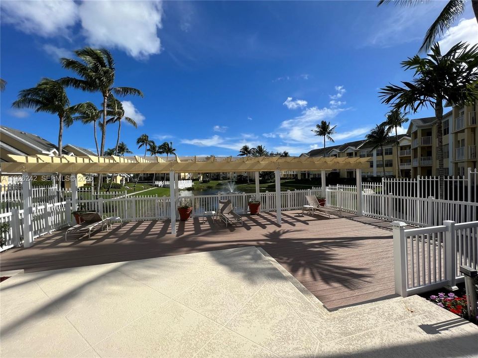 For Rent: $1,700 (0 beds, 1 baths, 453 Square Feet)