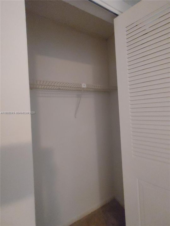 For Rent: $1,500 (1 beds, 1 baths, 810 Square Feet)