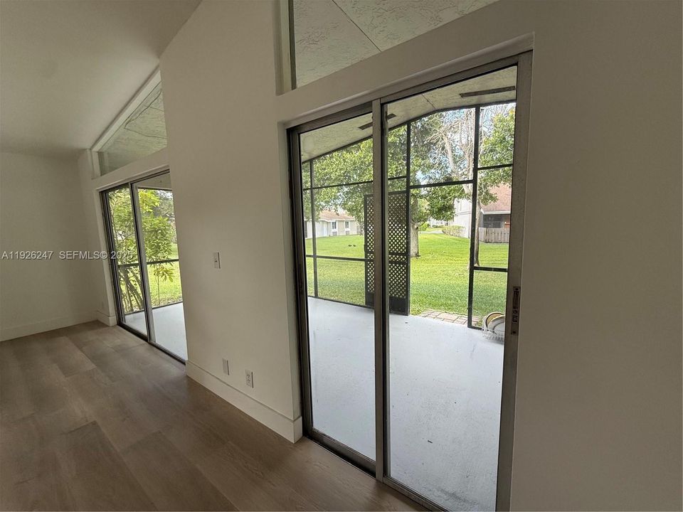 En Renta: $3,100 (3 camas, 2 baños, 1050 Pies cuadrados)