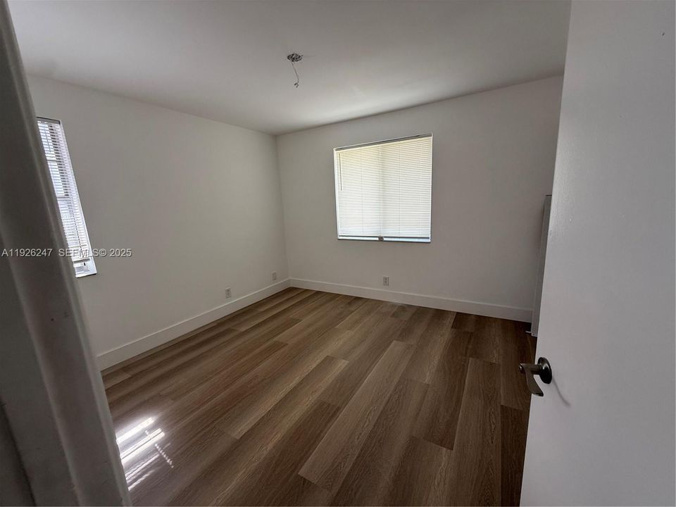 En Renta: $3,100 (3 camas, 2 baños, 1050 Pies cuadrados)