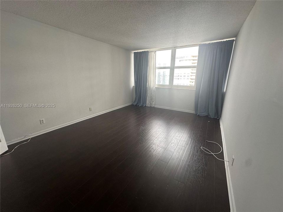 For Rent: $3,500 (2 beds, 2 baths, 1248 Square Feet)