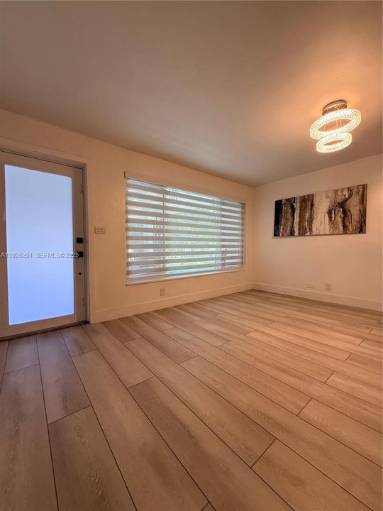 For Rent: $3,600 (3 beds, 2 baths, 1487 Square Feet)