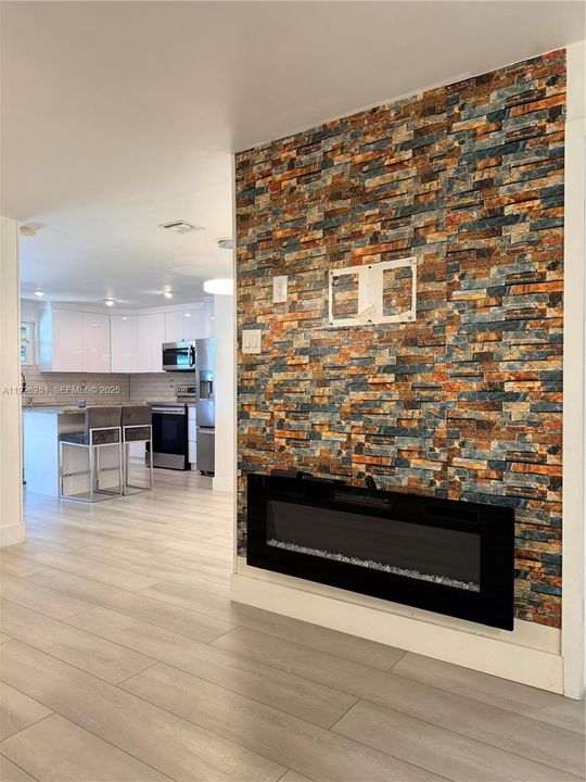 For Rent: $3,600 (3 beds, 2 baths, 1487 Square Feet)