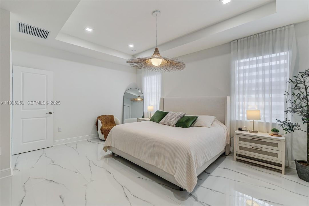 На продажу: $859,000 (3 спален, 2 ванн, 2137 Квадратных фут)