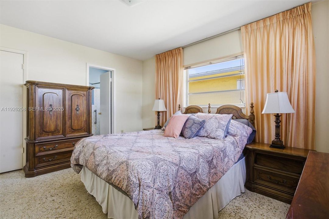 На продажу: $495,000 (3 спален, 2 ванн, 1406 Квадратных фут)