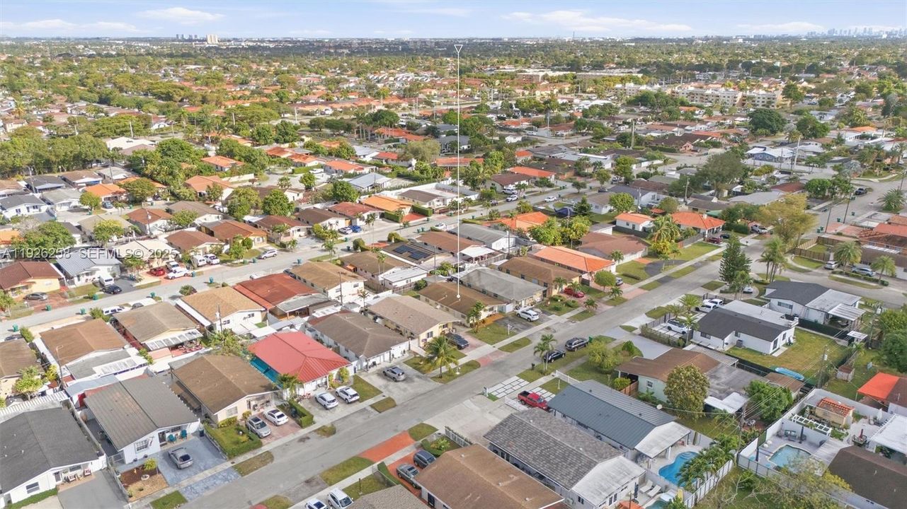 На продажу: $495,000 (3 спален, 2 ванн, 1406 Квадратных фут)