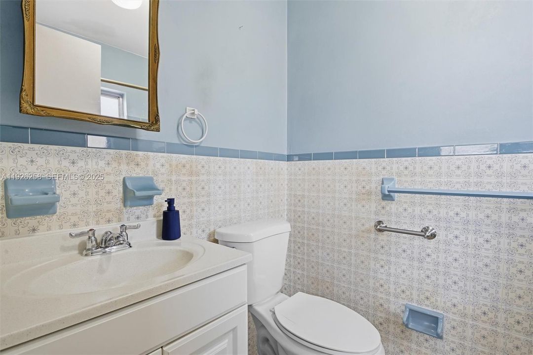 На продажу: $495,000 (3 спален, 2 ванн, 1406 Квадратных фут)