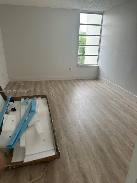 В аренду: $1,960 (1 спален, 1 ванн, 758 Квадратных фут)