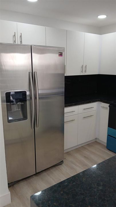 В аренду: $1,960 (1 спален, 1 ванн, 758 Квадратных фут)