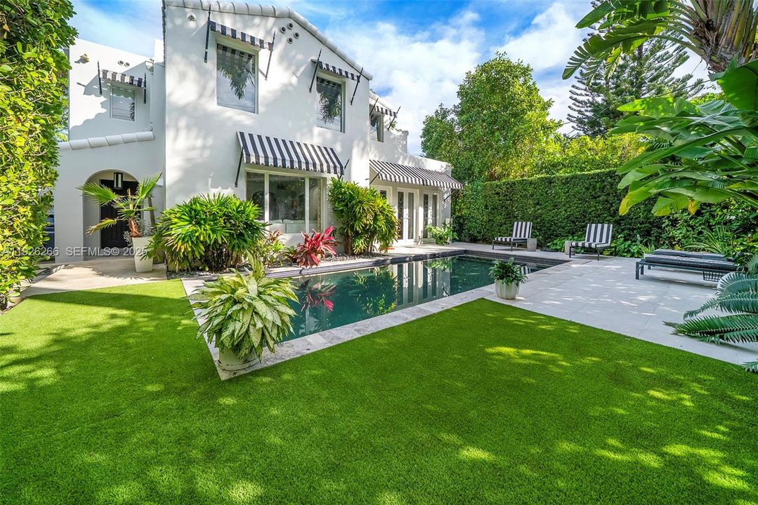 En Venta: $5,495,000 (5 camas, 6 baños, 3565 Pies cuadrados)