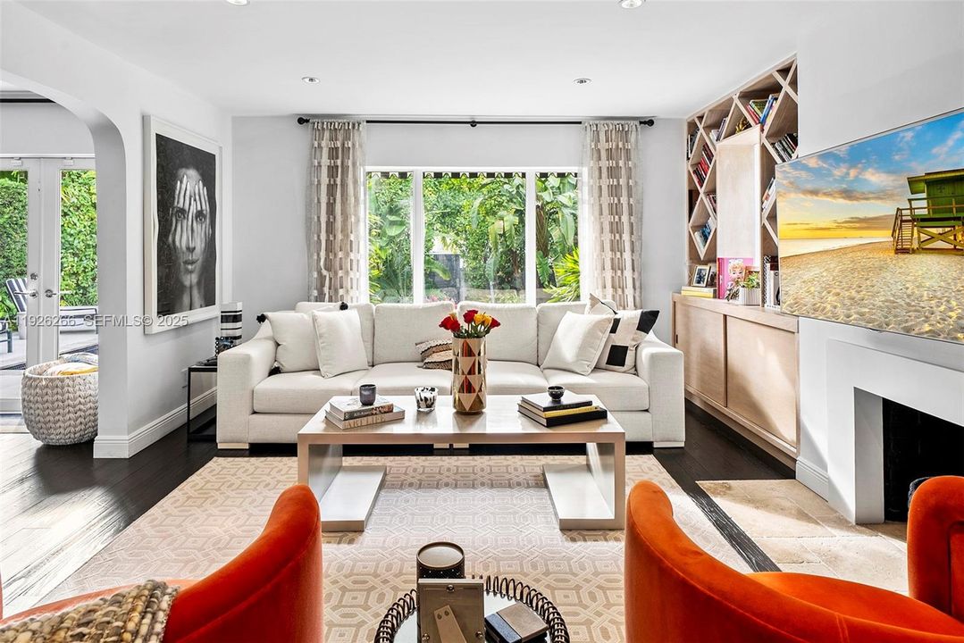 En Venta: $5,495,000 (5 camas, 6 baños, 3565 Pies cuadrados)