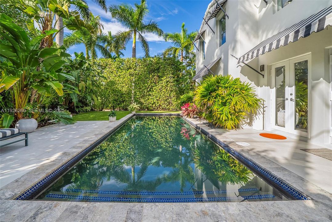 En Venta: $5,495,000 (5 camas, 6 baños, 3565 Pies cuadrados)