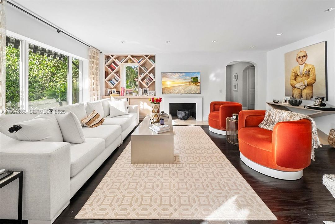 En Venta: $5,495,000 (5 camas, 6 baños, 3565 Pies cuadrados)