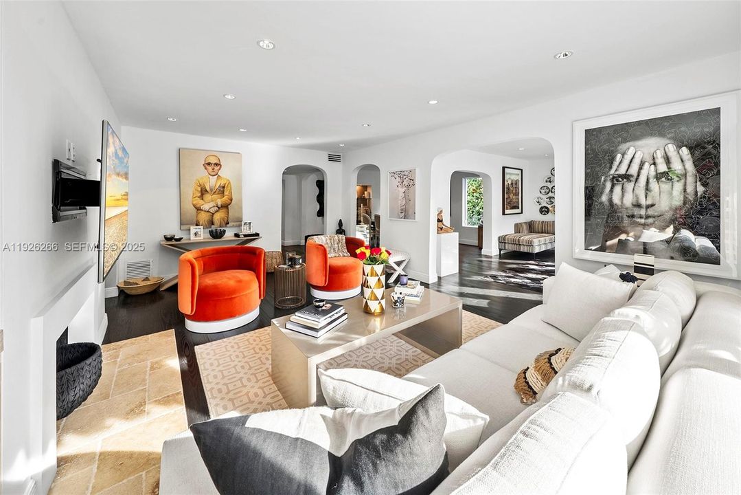 En Venta: $5,495,000 (5 camas, 6 baños, 3565 Pies cuadrados)