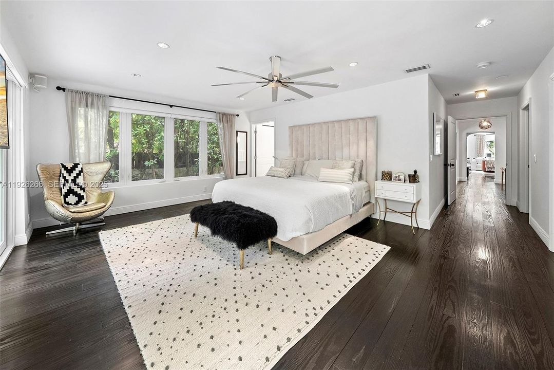 En Venta: $5,495,000 (5 camas, 6 baños, 3565 Pies cuadrados)