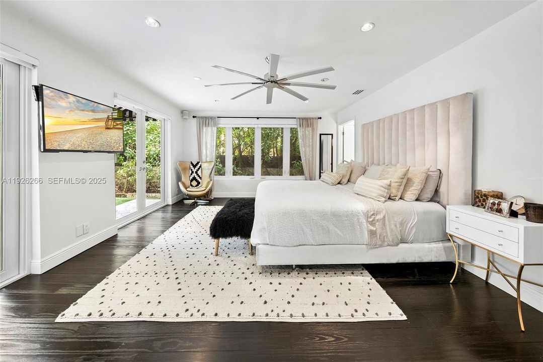 En Venta: $5,495,000 (5 camas, 6 baños, 3565 Pies cuadrados)