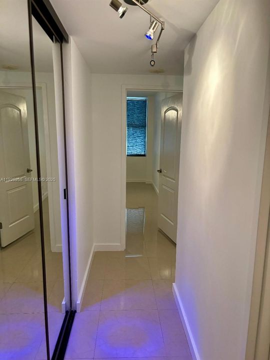 For Rent: $2,850 (2 beds, 2 baths, 1020 Square Feet)