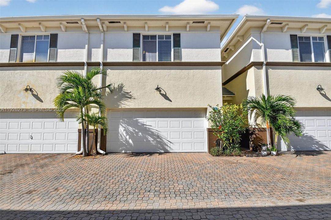 待售: $425,000 (3 贝兹, 2 浴室, 1678 平方英尺)